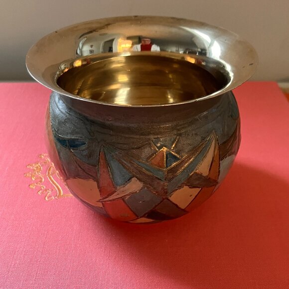 Vintage Little Brass Pot Embossed with Abstract Geometric Shapes - Picture 6 of 9